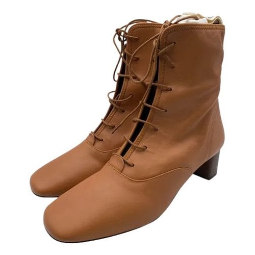Pre-owned Loewe Leather Ankle Boots In Camel