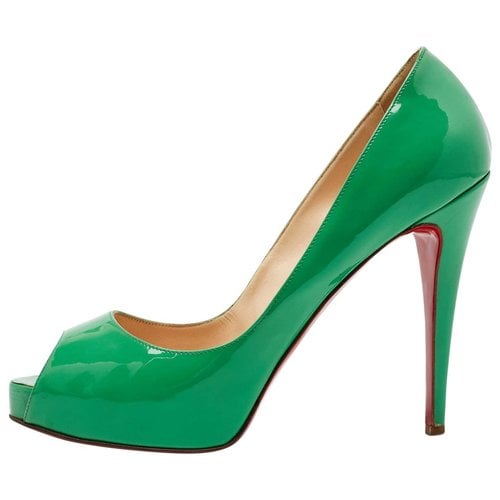 Pre-owned Christian Louboutin Patent Leather Flats In Green