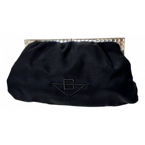 Pre-owned Bottega Veneta Clutch Bag In Black
