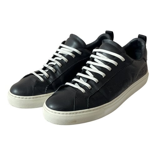 Pre-owned Dsquared2 Leather Low Trainers In Black