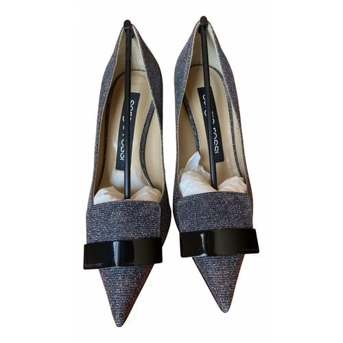Pre-owned Sergio Rossi Leather Heels In Silver