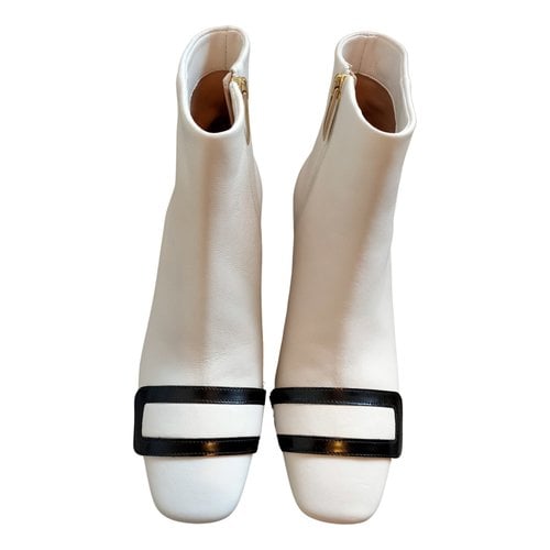 Pre-owned Lk Bennett Leather Ankle Boots In White