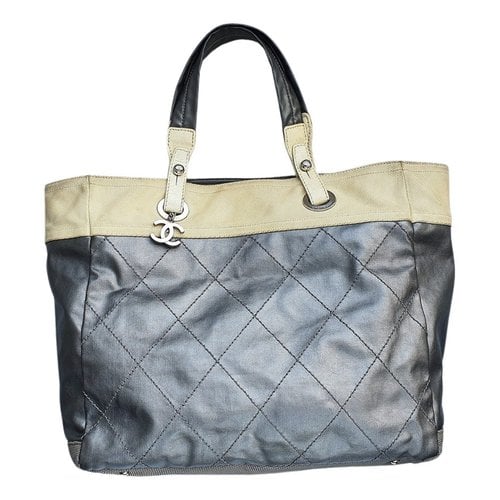 Pre-owned Chanel Paris-biarritz Leather Tote In Grey