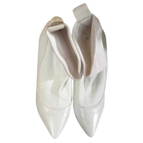 Pre-owned Jimmy Choo Cloth Ankle Boots In White