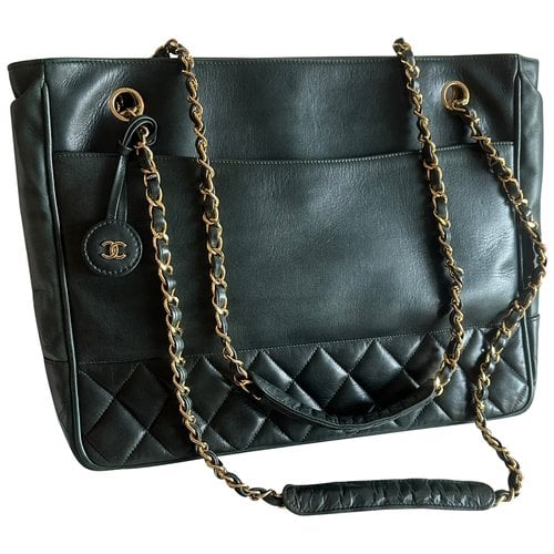 Pre-owned Chanel Gabrielle Leather Crossbody Bag In Green