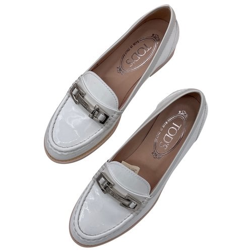 Pre-owned Tod's Leather Flats In White