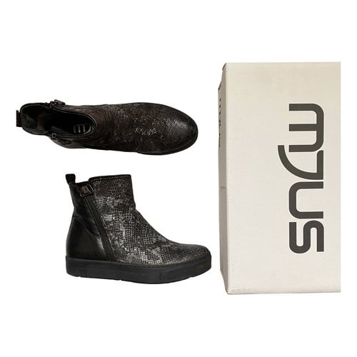 Pre-owned Mjus Leather Ankle Boots In Black