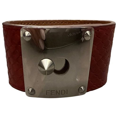 Pre-owned Fendi Serrure Leather Bracelet In Red
