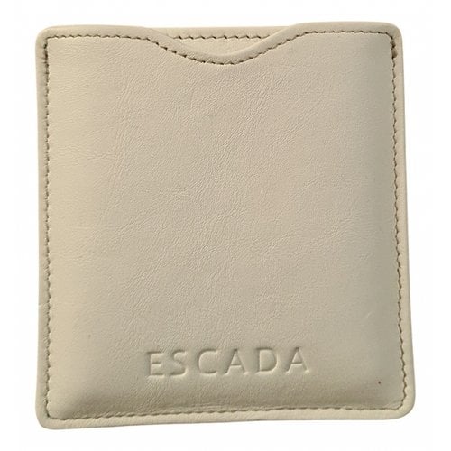 Pre-owned Escada Leather Card Wallet In White