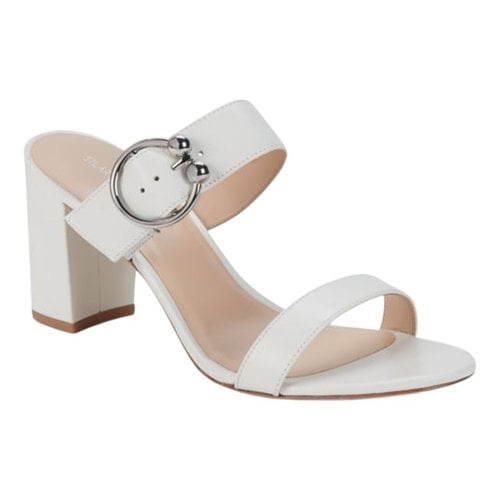 Pre-owned Stuart Weitzman Leather Sandal In White