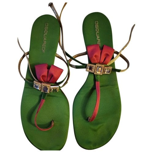 Pre-owned Dsquared2 Cloth Flip Flops In Green