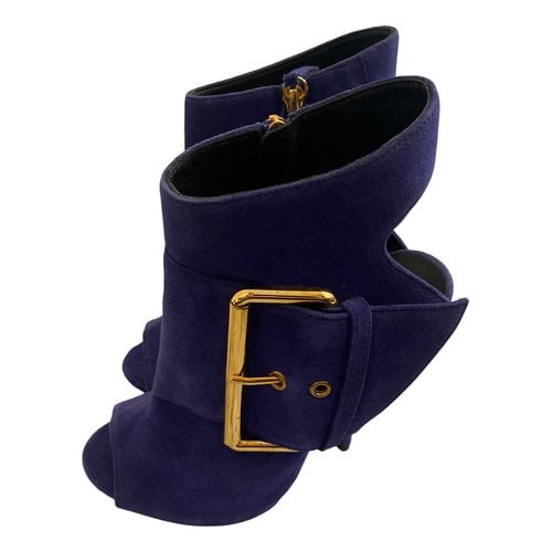 Pre-owned Gianvito Rossi Leather Ankle Boots In Purple
