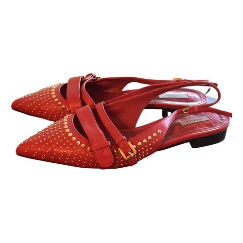 Pre-owned Marella Leather Flip Flops In Red