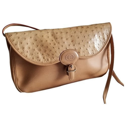Pre-owned Gucci Ostrich Crossbody Bag In Camel