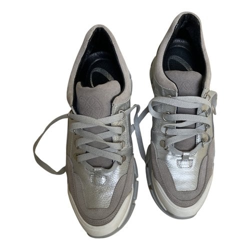 Pre-owned Cuplé Leather Trainers In Silver