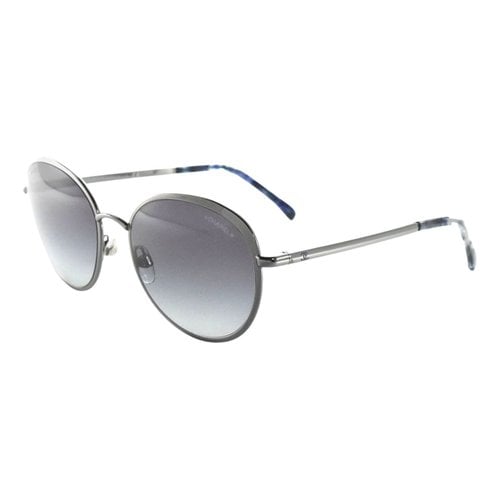 Pre-owned Chanel Sunglasses In Grey