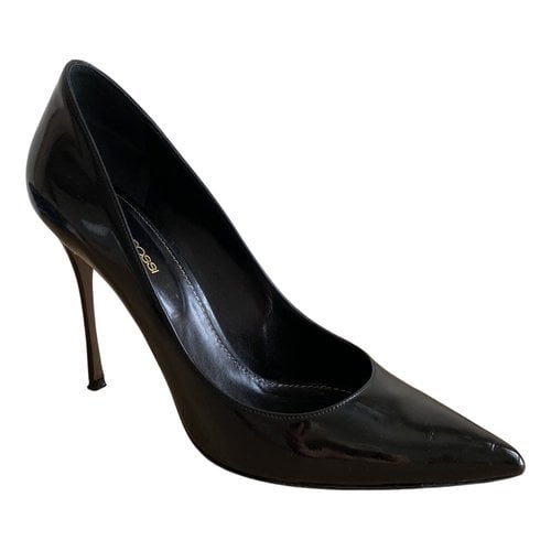 Pre-owned Sergio Rossi Patent Leather Heels In Black