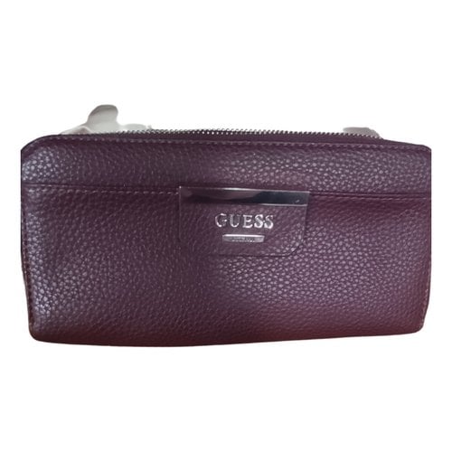 Pre-owned Guess Leather Wallet In Burgundy