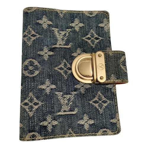 Pre-owned Louis Vuitton Purse In Blue
