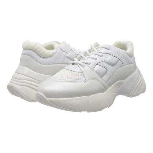 Pre-owned Pinko Leather Trainers In White
