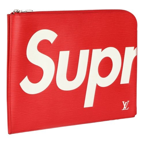 Pre-owned Louis Vuitton X Supreme Leather Clutch Bag In Red