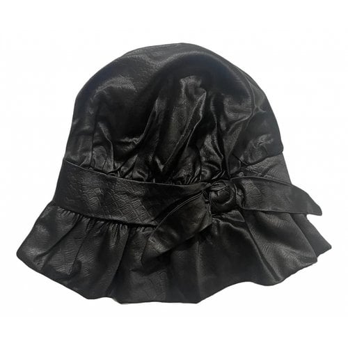 Pre-owned Dior Cap In Black