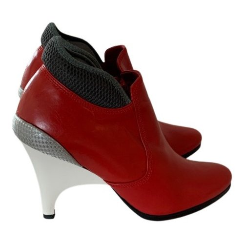 Pre-owned Undercover Leather Ankle Boots In Red