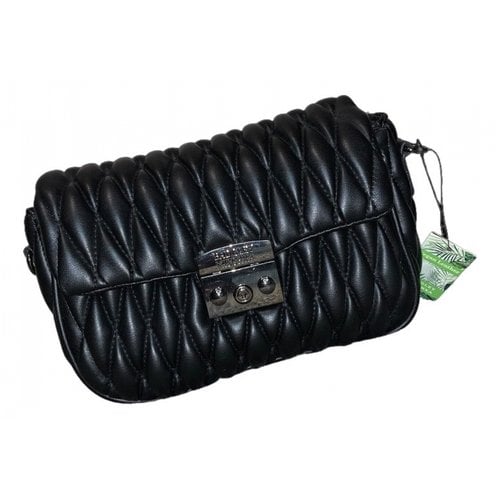 Pre-owned Badgley Mischka Vegan Leather Crossbody Bag In Black
