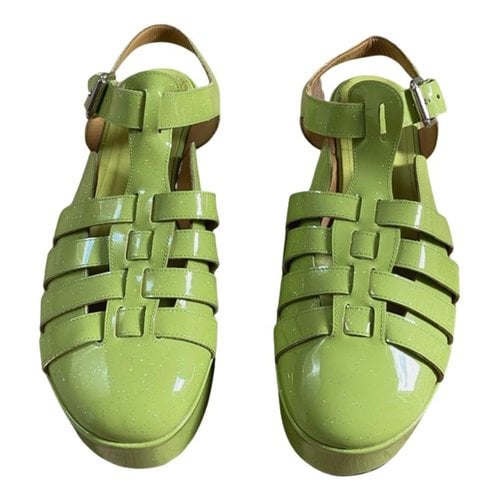 Pre-owned Loewe Patent Leather Sandals In Green