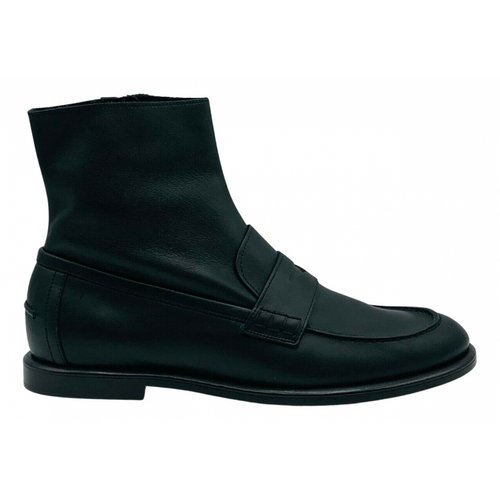 Pre-owned Loewe Leather Boots In Black