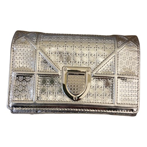 Pre-owned Dior Ama Leather Wallet In Silver