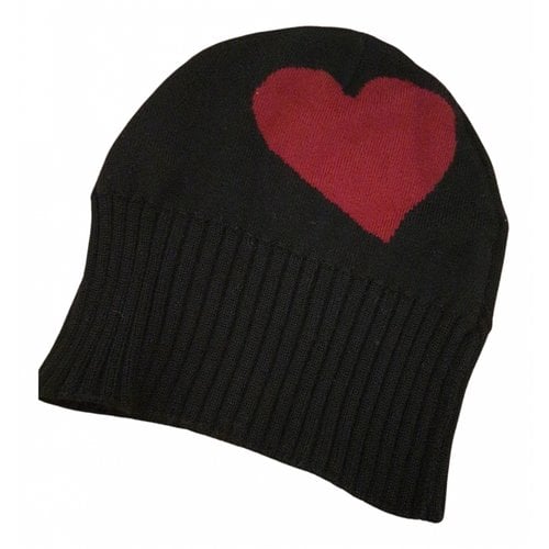 Pre-owned Moschino Wool Beanie In Black