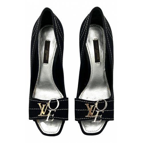 Pre-owned Louis Vuitton Cloth Heels In Metallic