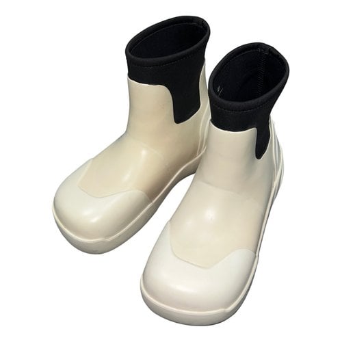 Pre-owned Ambush Boots In White