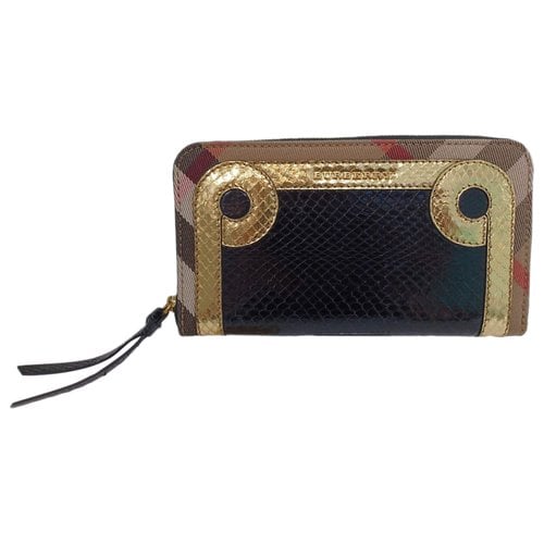 Pre-owned Burberry Leather Wallet In Multicolour