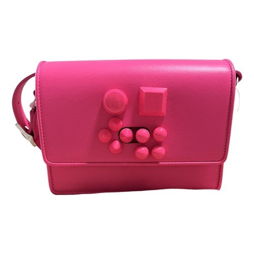 Pre-owned Christian Louboutin Carasky Leather Crossbody Bag In Pink
