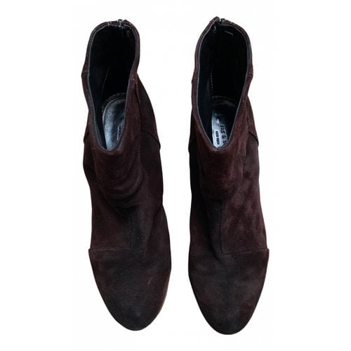 Pre-owned Rag & Bone Ankle Boots In Burgundy