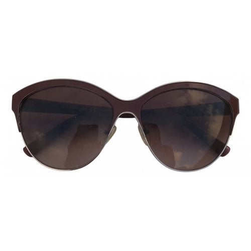 Pre-owned Valentino Sunglasses In Burgundy