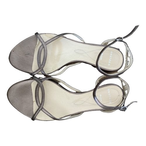 Pre-owned Unützer Leather Sandals In Metallic