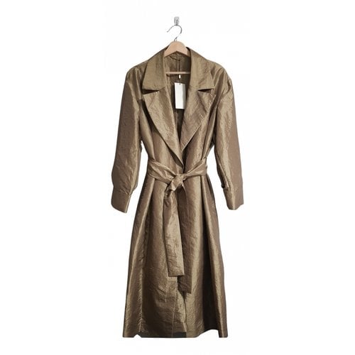 Pre-owned Massimo Dutti Trench Coat In Gold