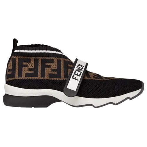 Pre-owned Fendi Trainers In Brown