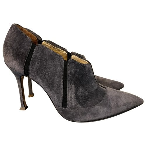 Pre-owned Manolo Blahnik Ankle Boots In Grey