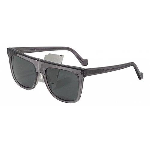 Pre-owned Loewe Sunglasses In Grey