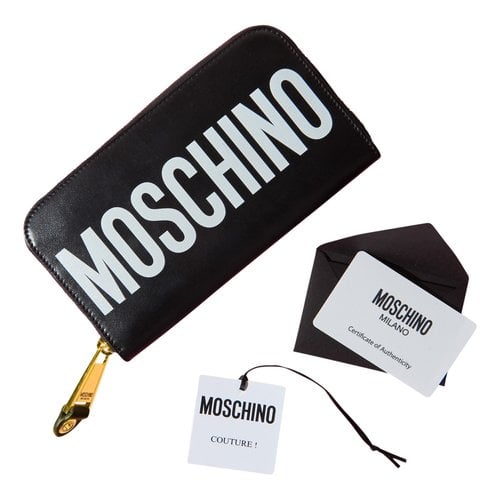 Pre-owned Moschino Leather Card Wallet In Black