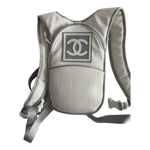 Pre-owned Chanel Cloth Backpack In White