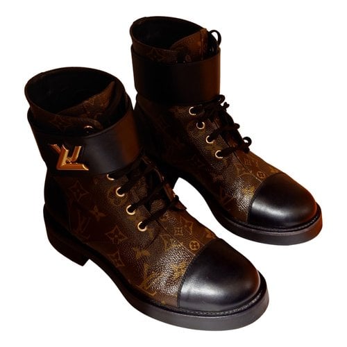 Pre-owned Louis Vuitton Wonderland Leather Lace Up Boots In Brown