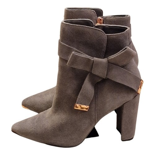 Pre-owned Ted Baker Leather Ankle Boots In Grey