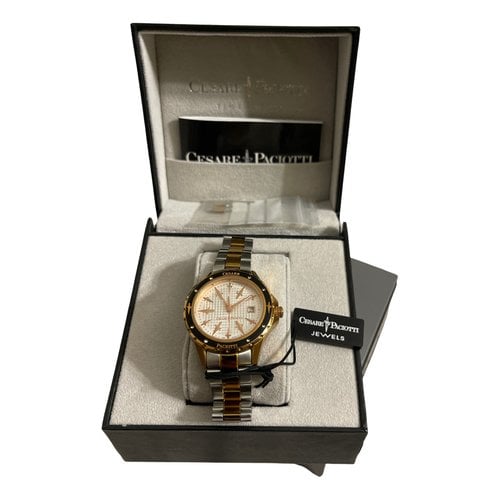 Pre-owned Cesare Paciotti Watch In Gold