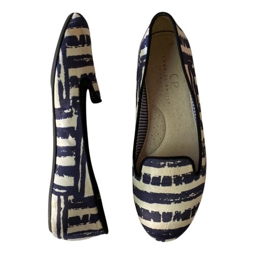 Pre-owned Charles Philip Cloth Flats In Blue