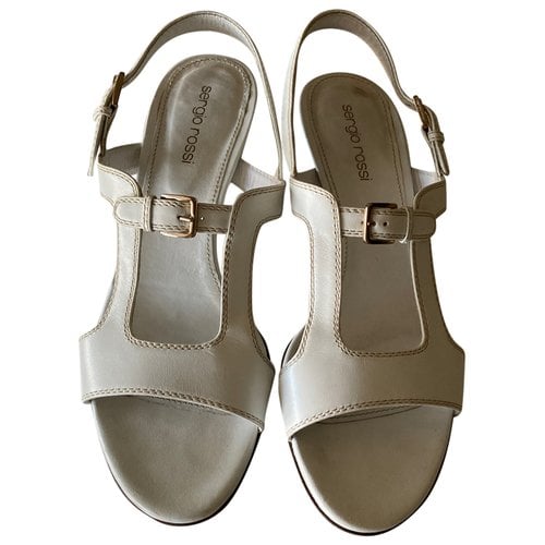 Pre-owned Sergio Rossi Leather Sandal In White